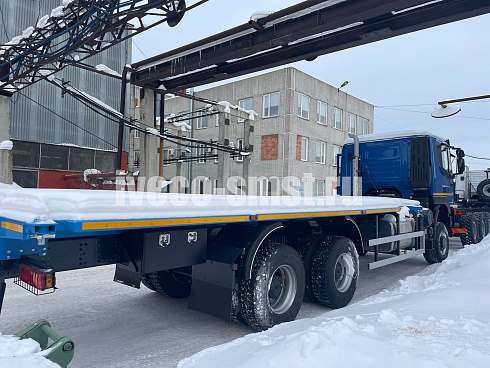 Автомобиль-контейнеровоз AMT N.V. 632942 (6x6) 480 л.с.