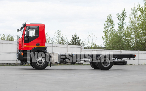 Шасси AMT N.V. 432901 (4x2) 390 л.с.