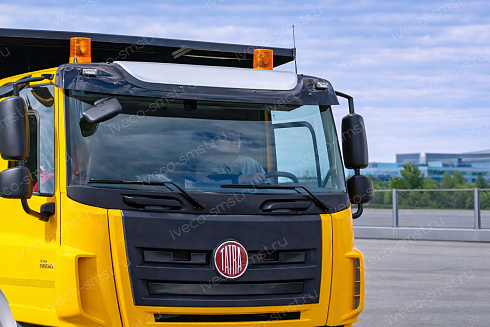 Самосвал TATRA PHOENIX T 158-8P5R46 8x8.1R г/п 33 тонны, 20 м3   