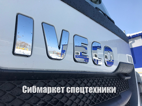 Тягач специальный IVECO-AMT 633910 с подготовкой под ADR