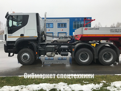 Тягач специальный IVECO-AMT 633910